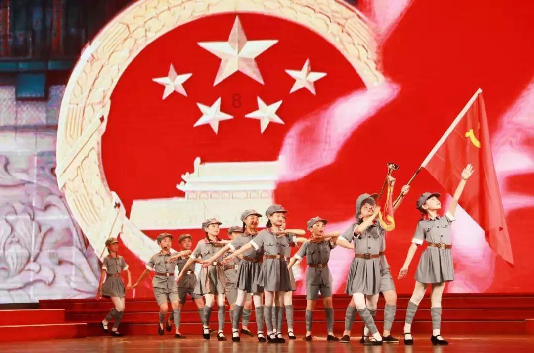 唐先振受邀出席同根同梦·2024全球华人春节联欢晚会